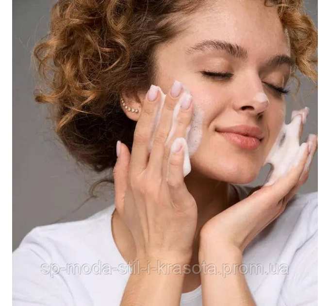 Комплексний догляд за жирною та проблемною шкірою влітку Hillary Summer Oil Skin Care