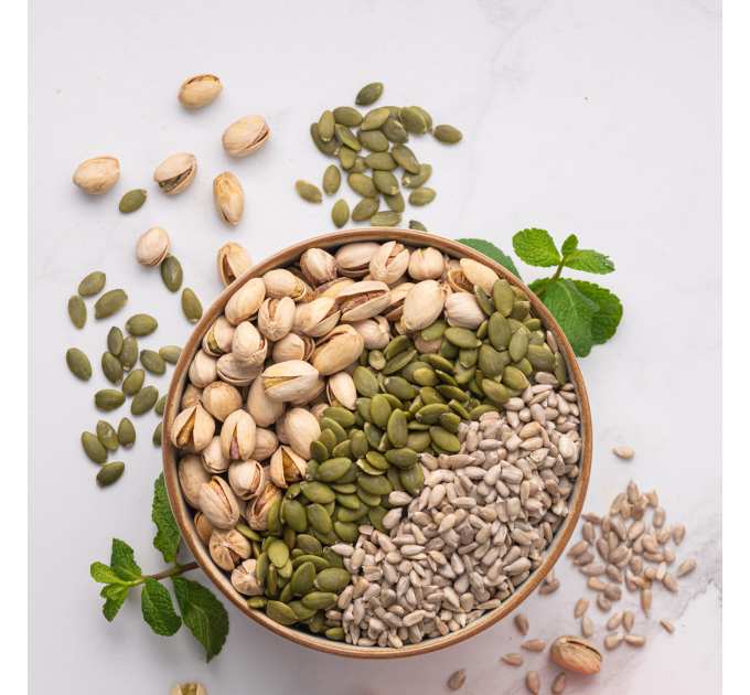 Гранола Фісташка та М'ята Gregory Mill Pistachio & Mint, 1000 г + 3D-іграшка в подарунок
