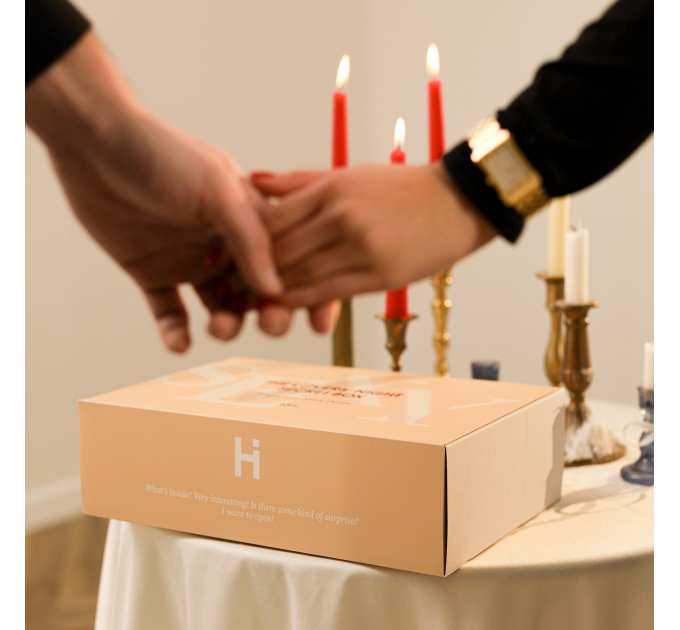 Набір для нього та для неї Hillary Lover's Night Secret Box 18+